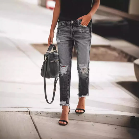 Retro Slim Fit Ripped Jeans